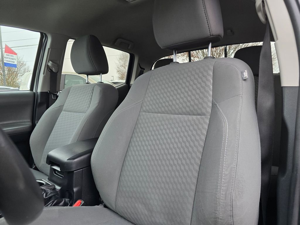 Used 2022 Toyota Tacoma SR5 image 24