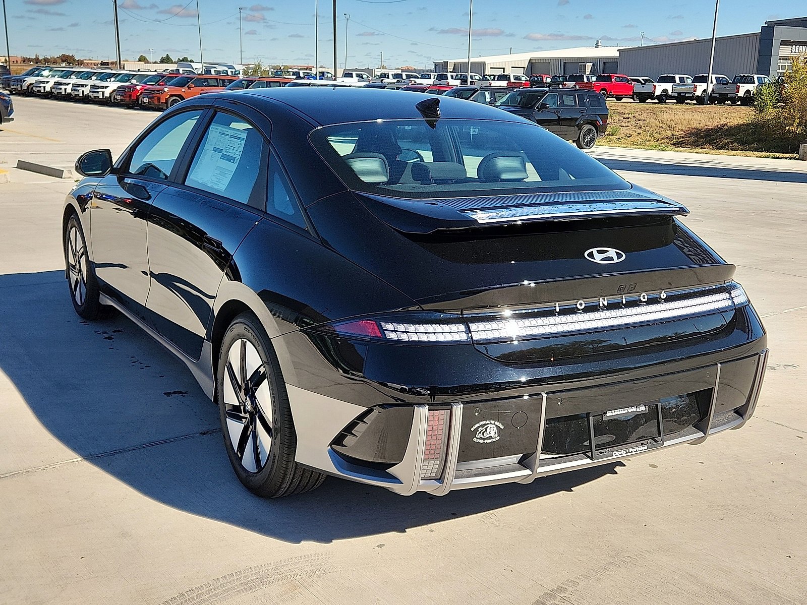 New 2025 Hyundai Ioniq 6 SE image 3