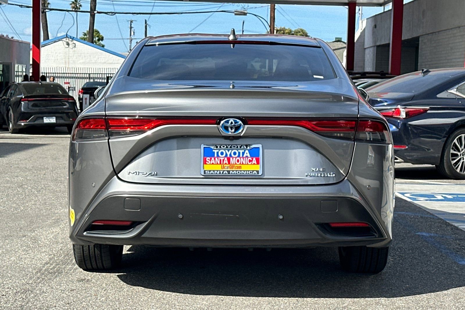 Used 2021 Toyota Mirai XLE w/ Advanced Technology Package RWD image 5