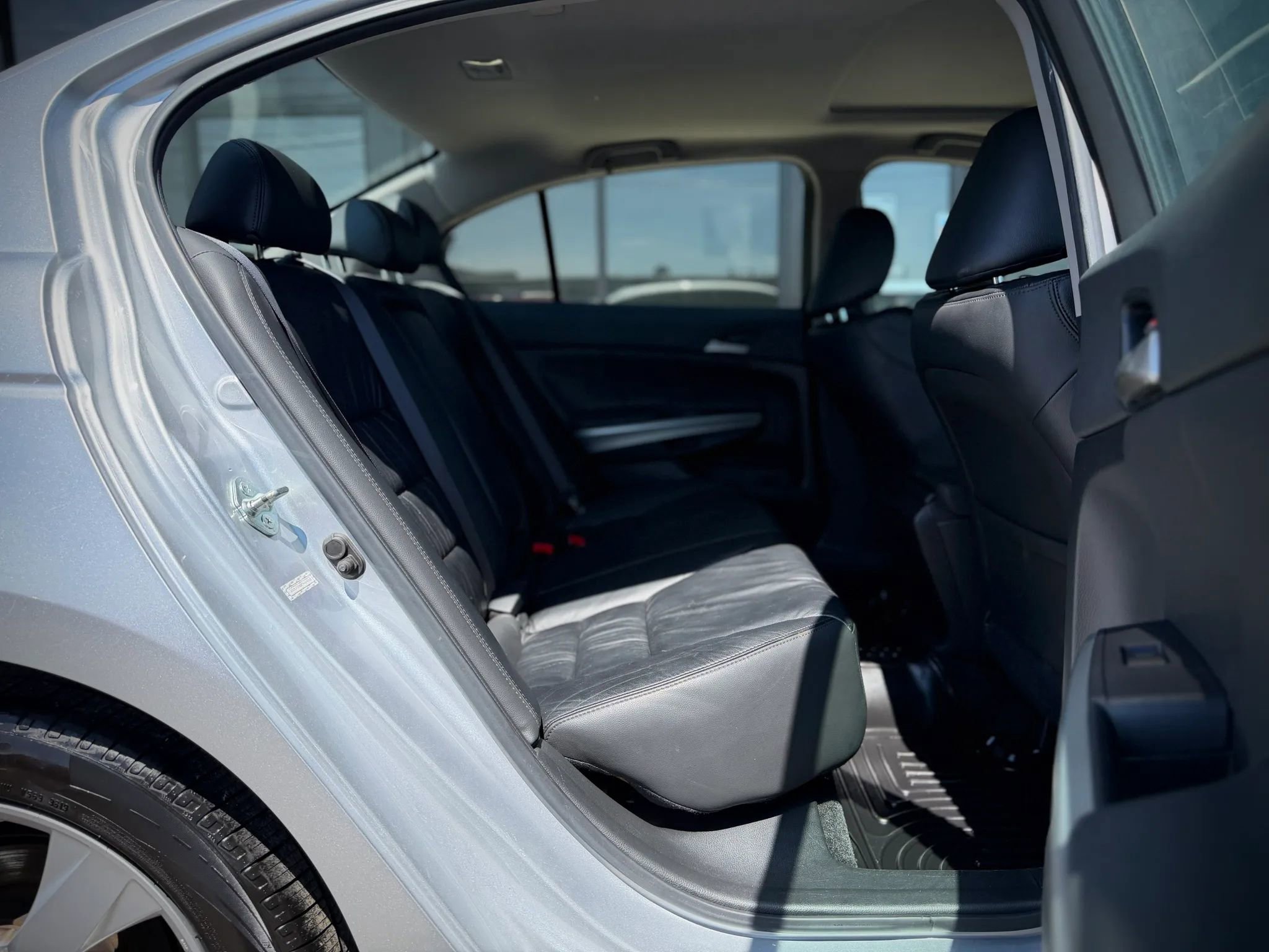 Used 2009 Honda Accord EX-L image 16