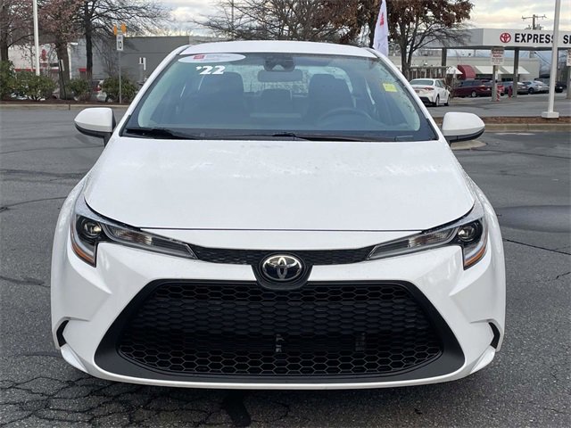 Used 2022 Toyota Corolla LE w/ LE Convenience Package image 8