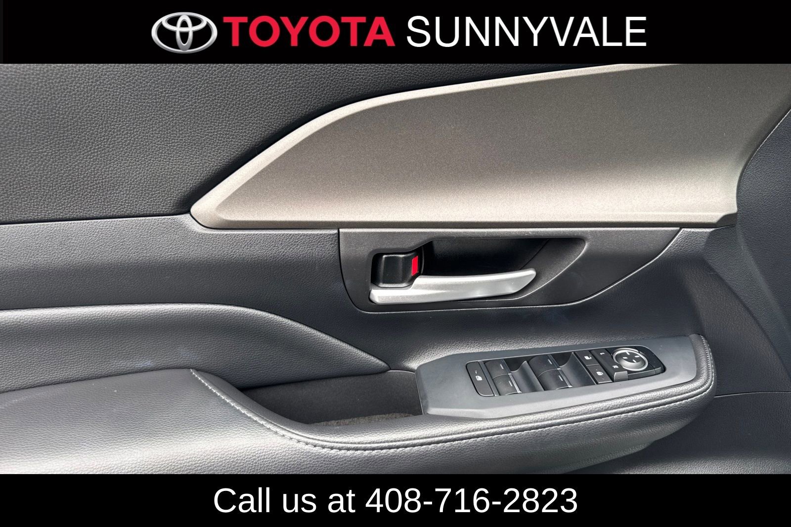 Certified 2025 Toyota Grand Highlander AWD image 17