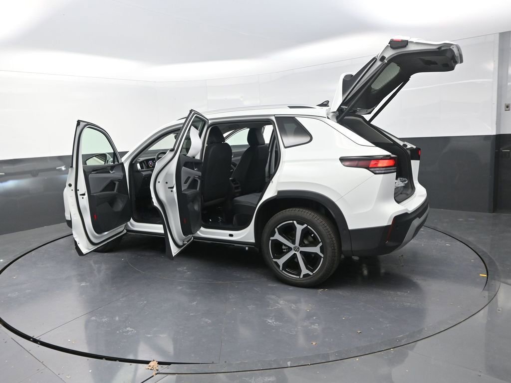 New 2026 Volkswagen Tiguan SE AWD/4WD image 33