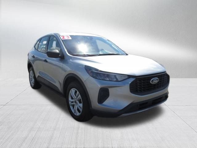Used 2023 Ford Escape AWD image 9
