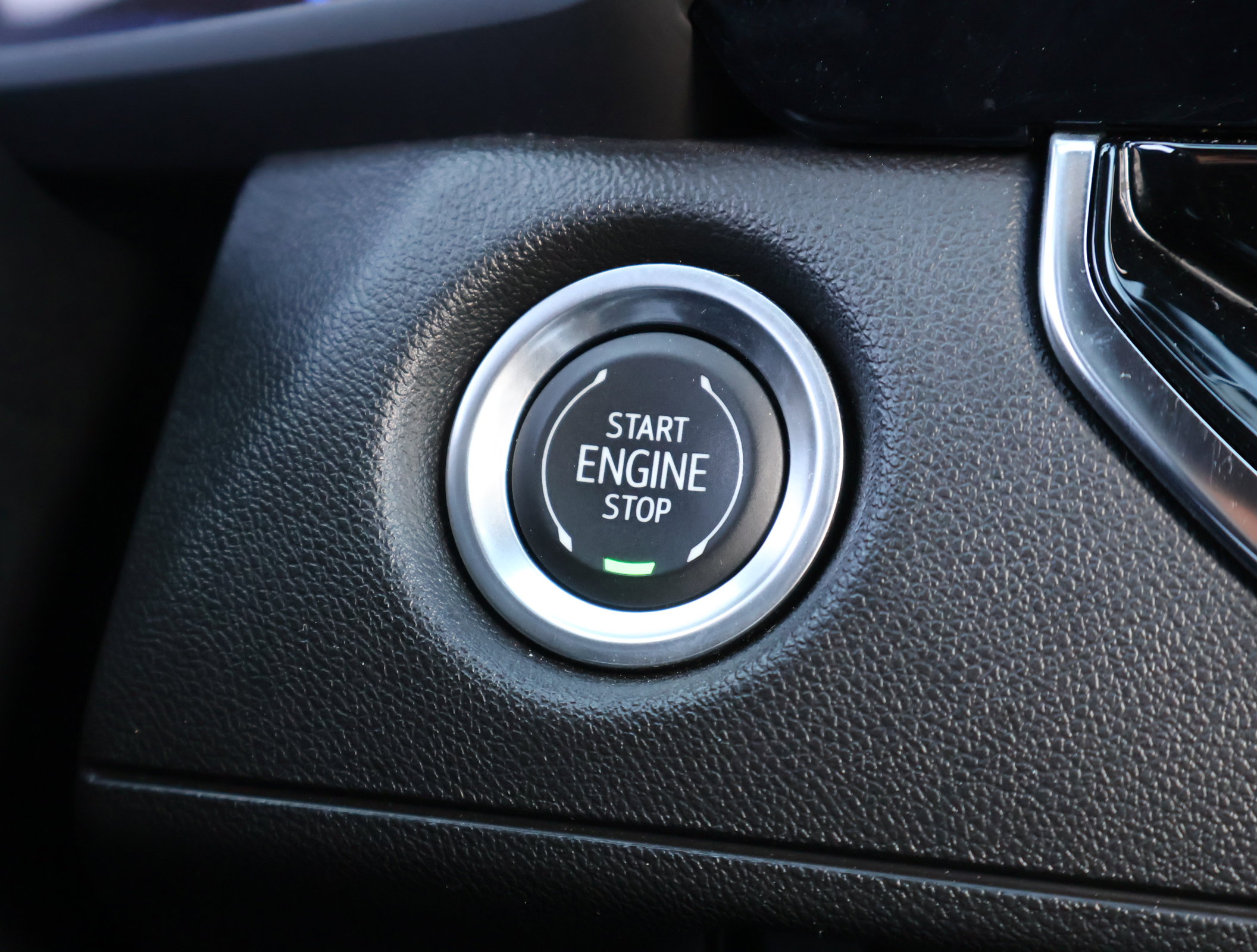 Used 2023 Chevrolet Colorado Trail Boss w/ Technology Package image 17