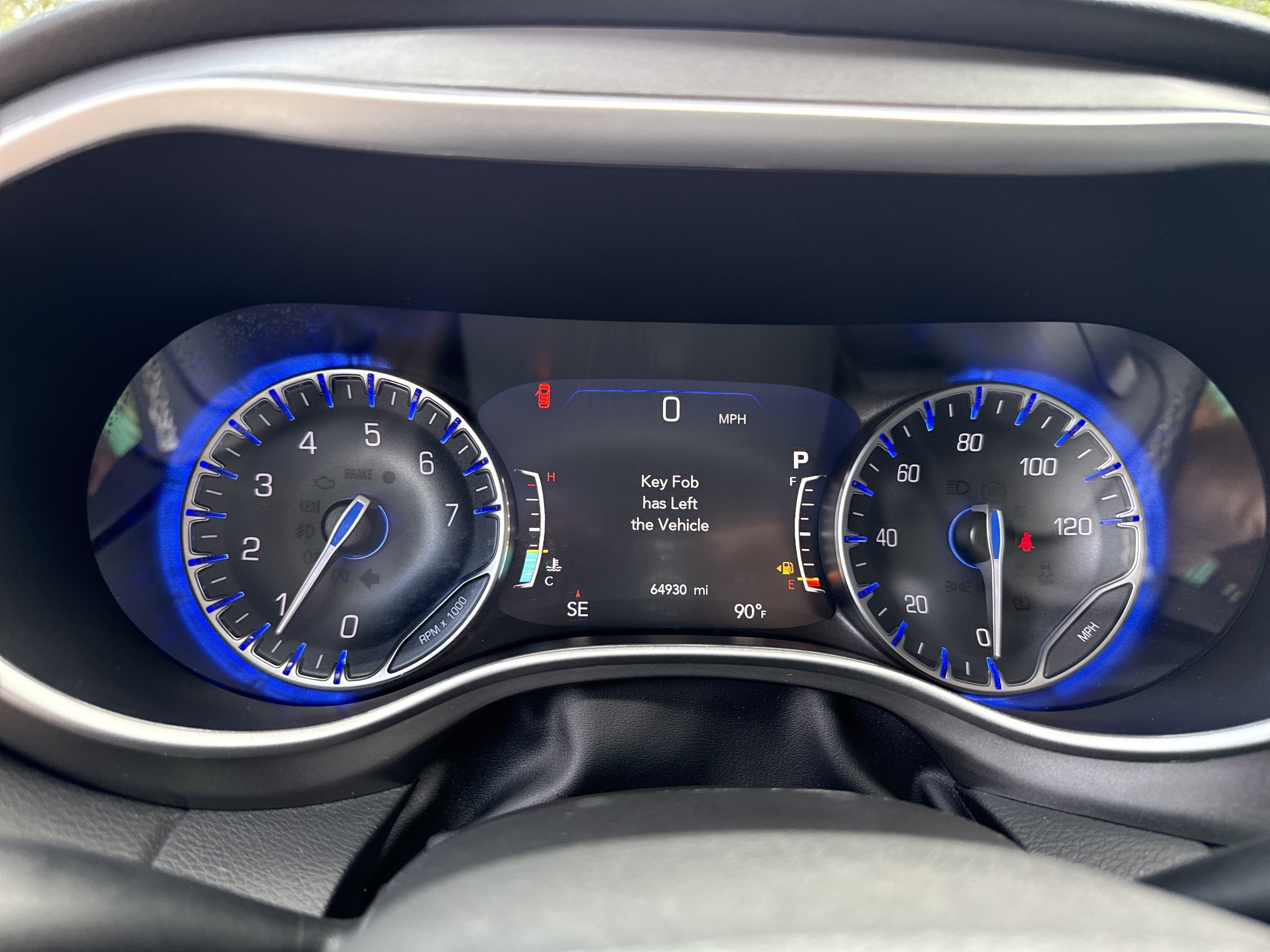 Used 2024 Chrysler Pacifica Touring-L FWD image 23