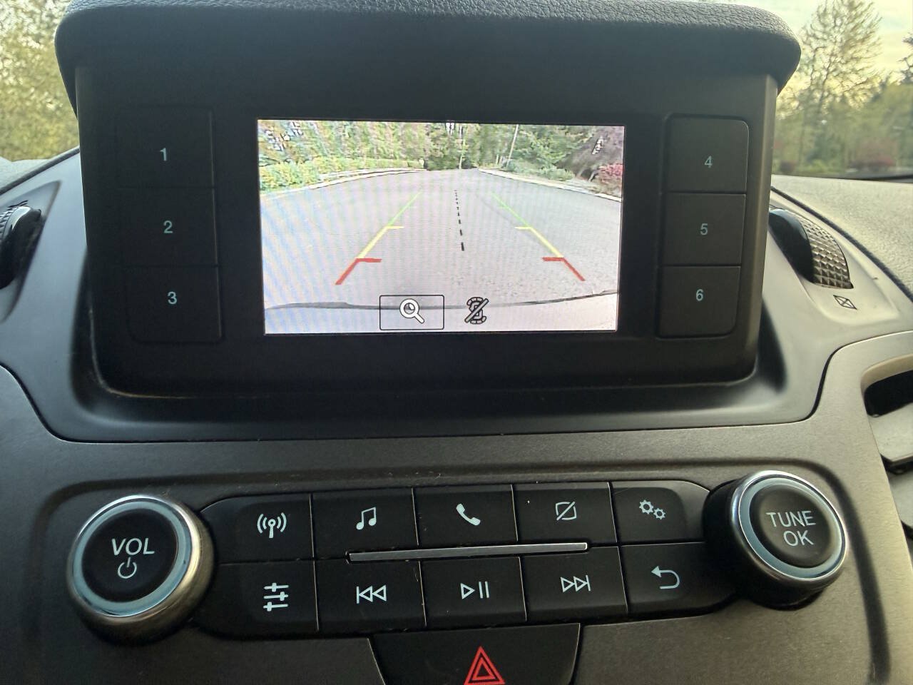 Used 2019 Ford Transit Connect XL FWD image 16