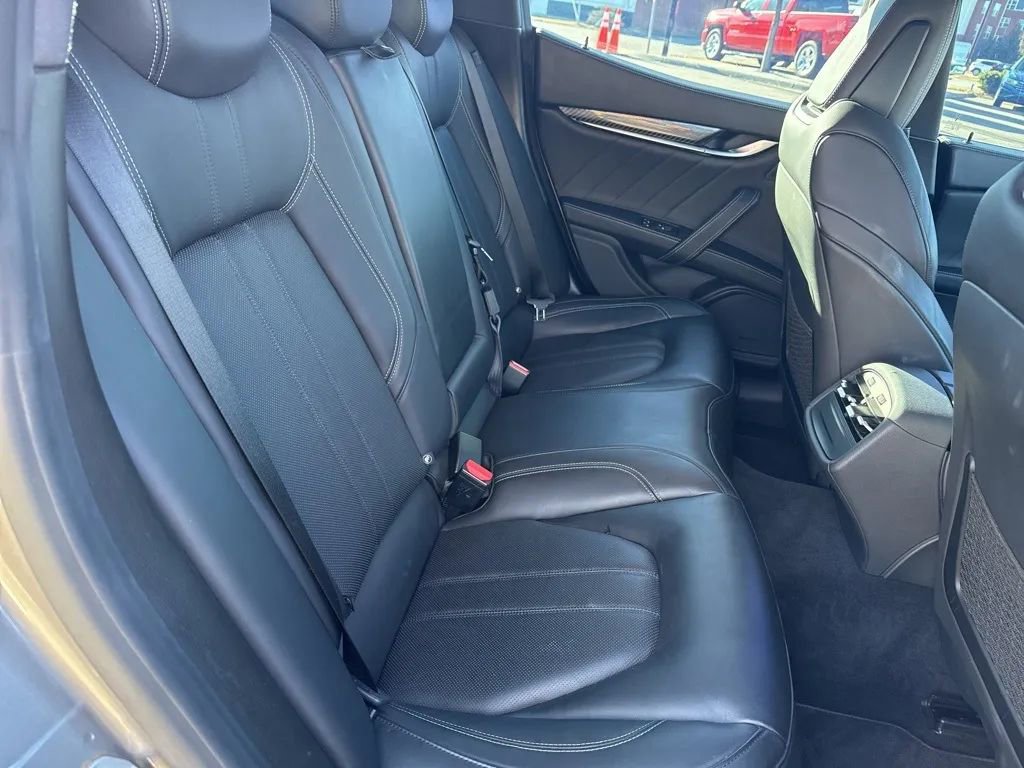 Used 2019 Maserati Ghibli S GranSport Q4 image 16