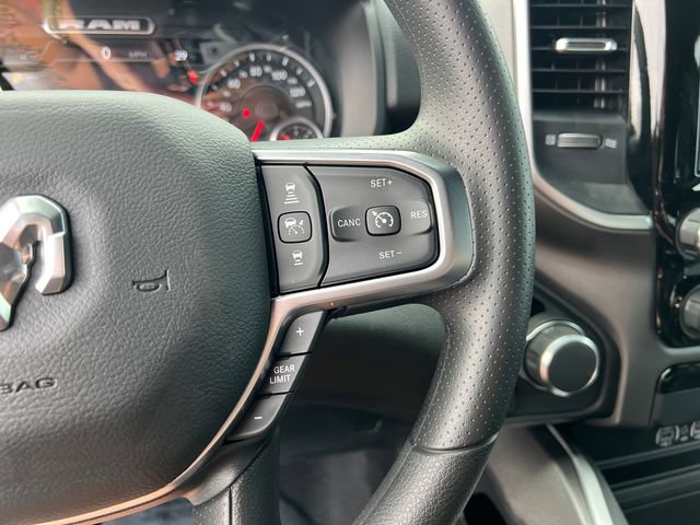 New 2026 RAM 1500 Express AWD/4WD image 16