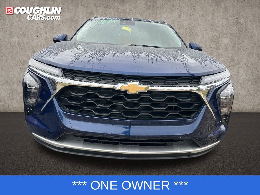 Used 2024 Chevrolet Trax LT w/ Driver Confidence Package image 3