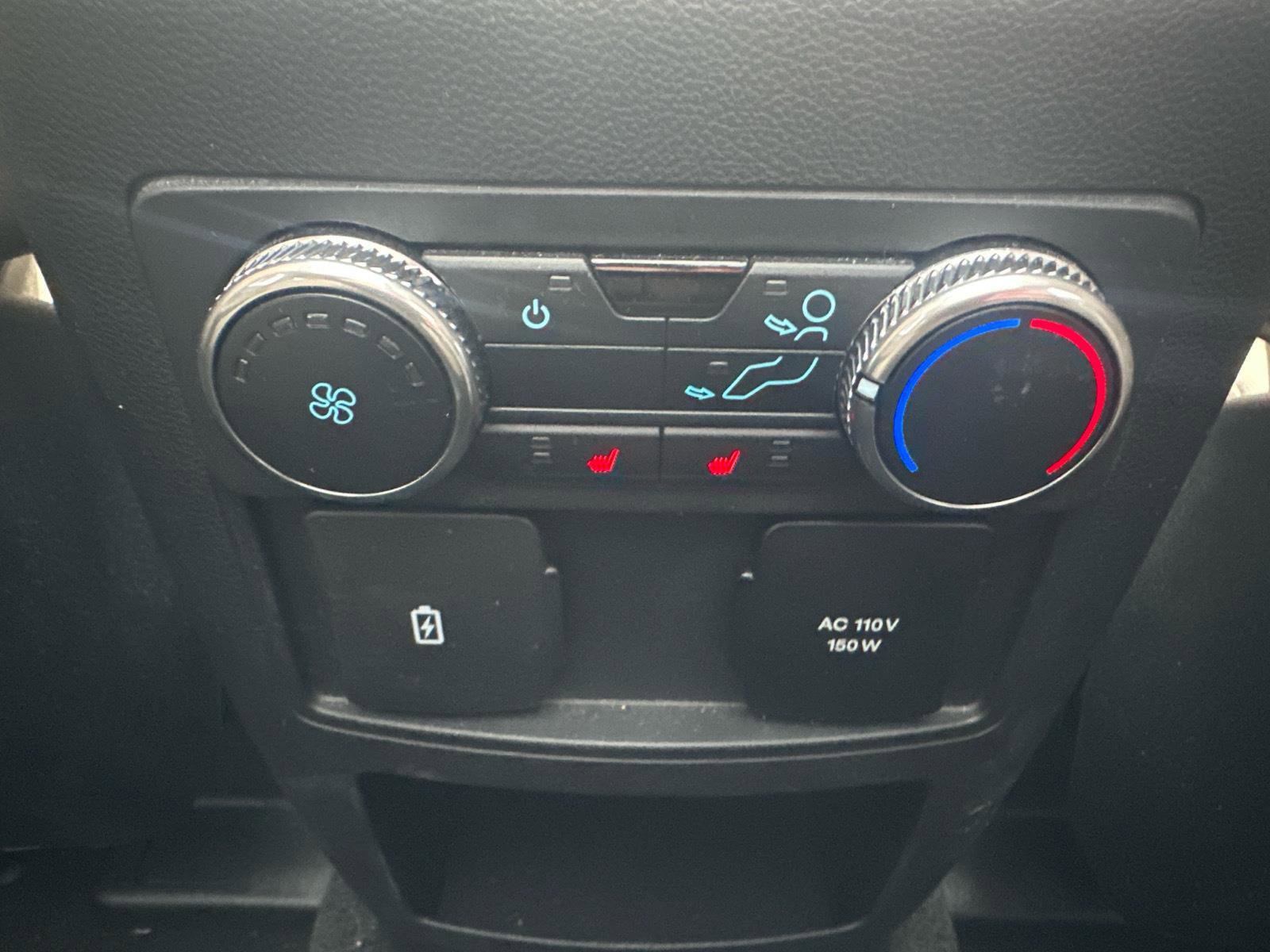 Used 2021 Ford Explorer Limited w/ Equipment Group 301A image 23