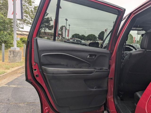 Used 2025 Honda Passport EX-L image 25