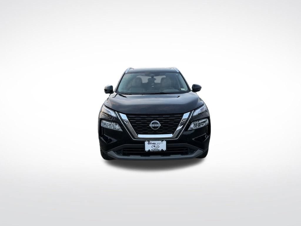 Used 2023 Nissan Rogue SV w/ SV Premium B Package image 3