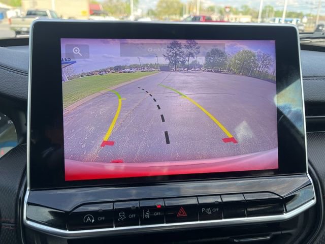 Used 2024 Jeep Compass Trailhawk image 27