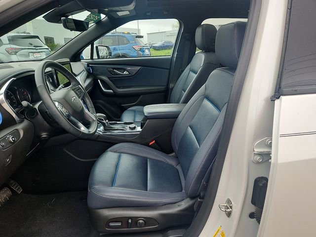 Certified 2023 Chevrolet Blazer RS w/ Driver Confidence II Package FWD image 13