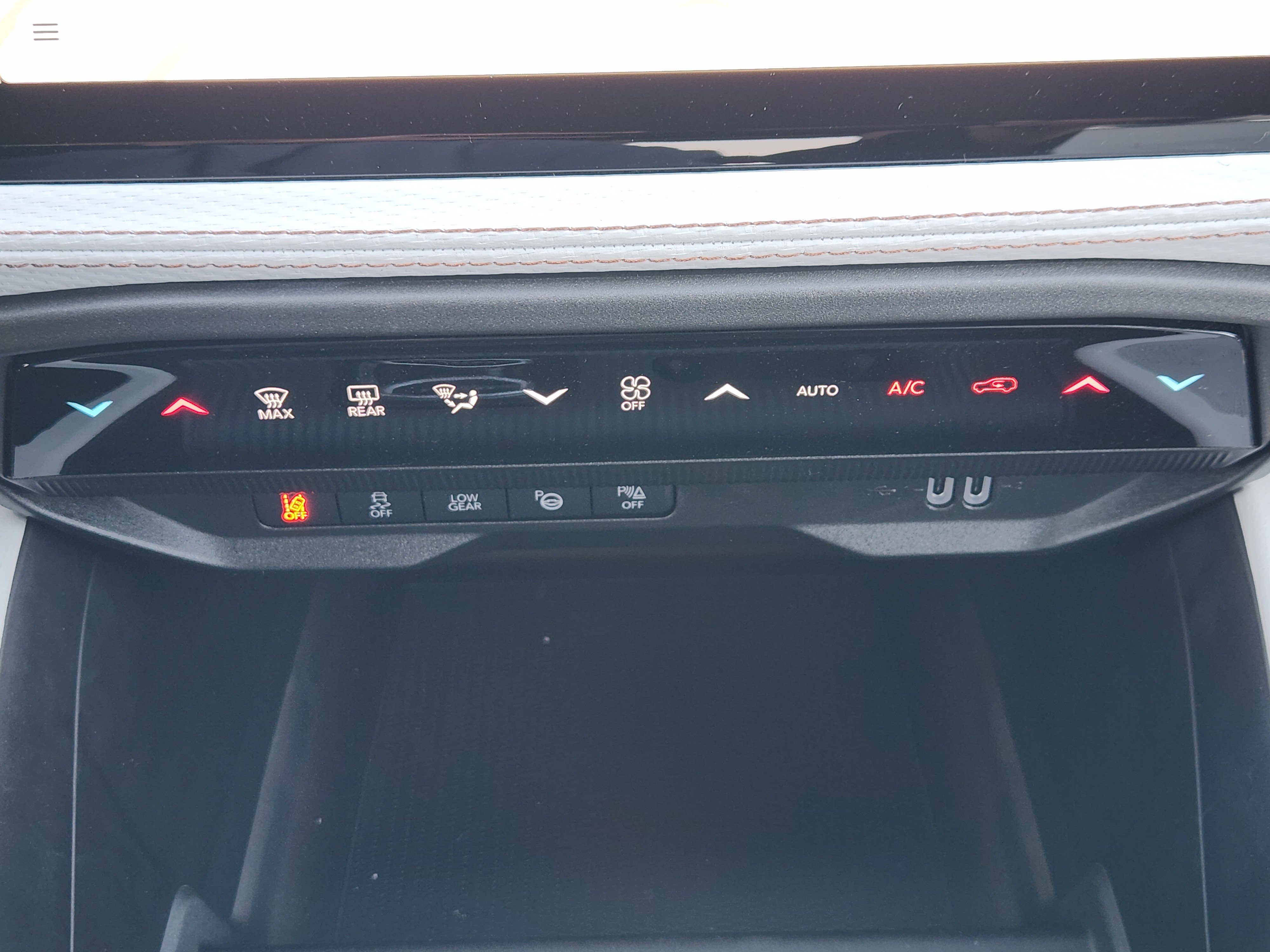 New 2026 Jeep Cherokee Overland w/ Advanced Pro Tech Group AWD/4WD image 15