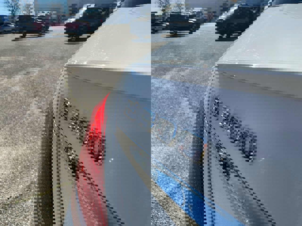 Used 2018 Mercedes-Benz E 300 E 300 image 14