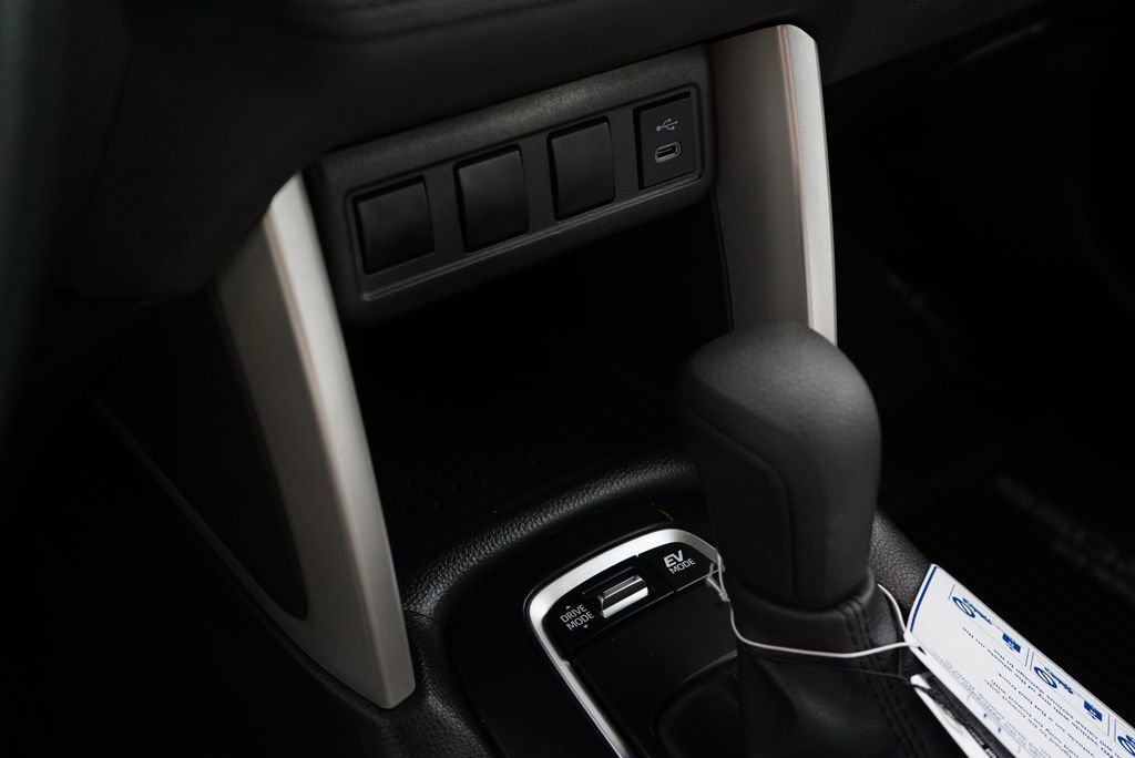 Used 2024 Toyota Corolla Cross S AWD/4WD image 14