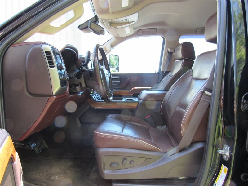 Used 2015 Chevrolet Silverado 2500 High Country w/ Duramax Plus Package AWD/4WD image 11