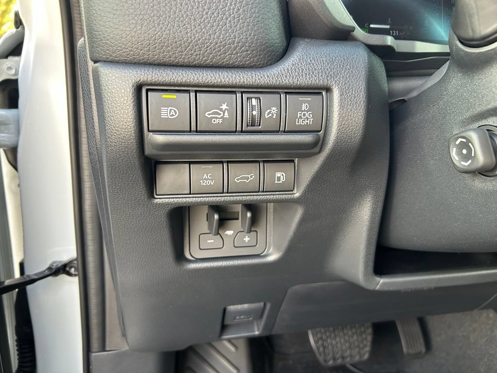 Used 2027 Toyota Land Cruiser AWD/4WD image 22
