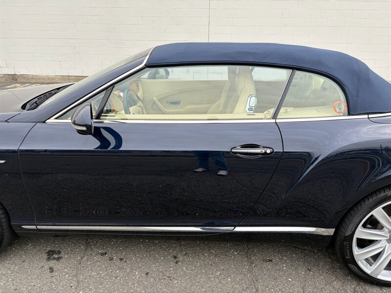 Used 2017 Bentley Continental GT image 24