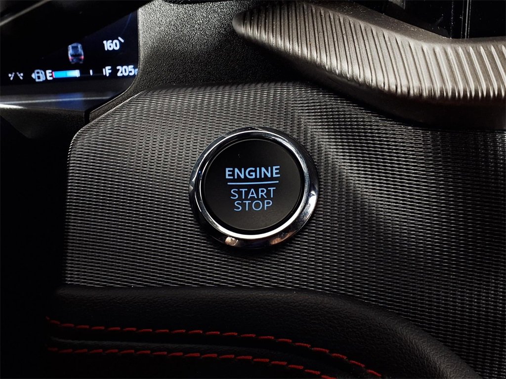 Used 2025 Ford Explorer ST image 18