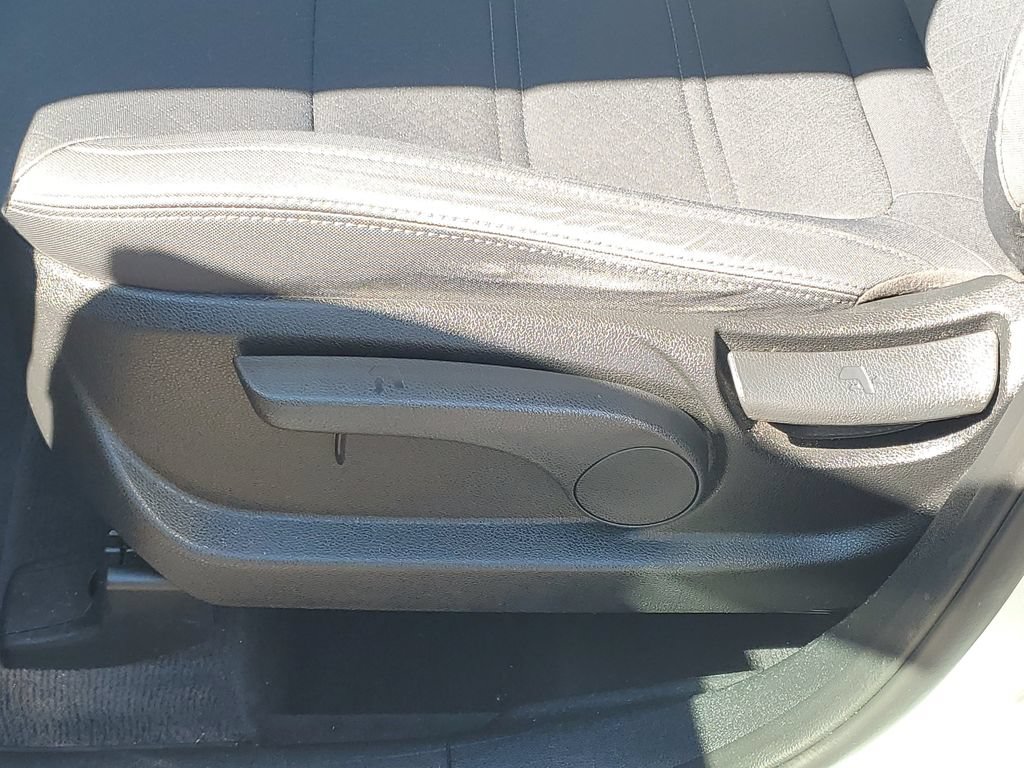 Used 2019 Kia Sorento FWD image 9