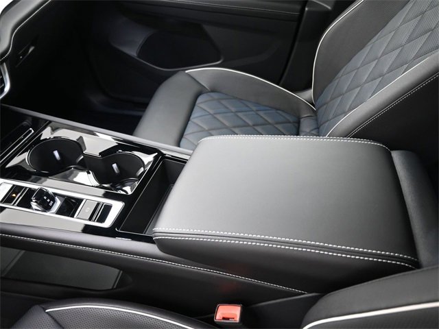 New 2026 Volkswagen Atlas Cross Sport SEL Premium R-Line image 31