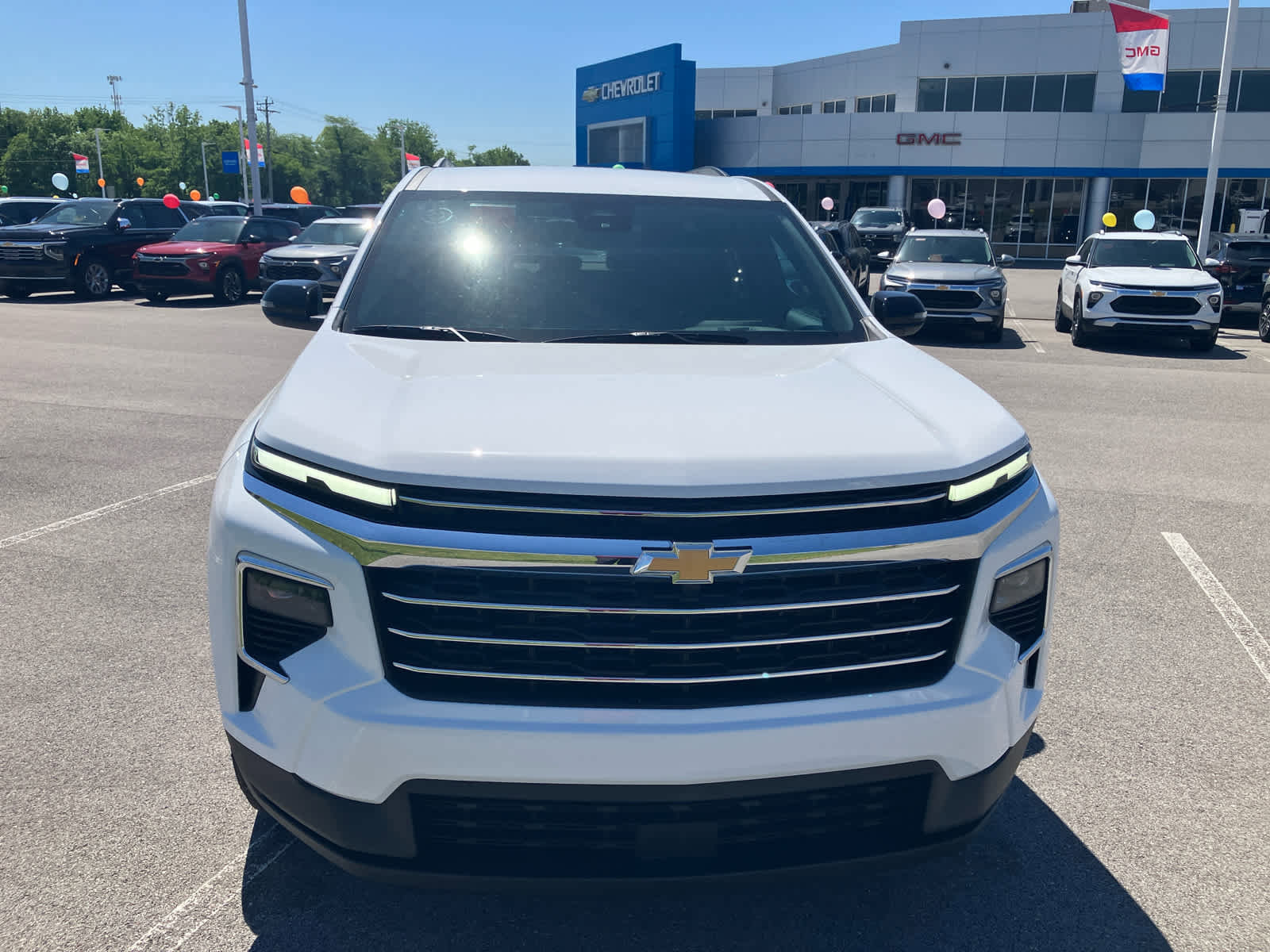New 2026 Chevrolet Traverse LT AWD/4WD image 2