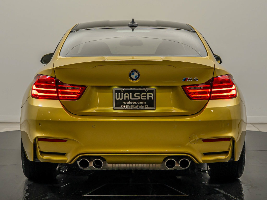 Used 2016 BMW M4 Coupe RWD image 6