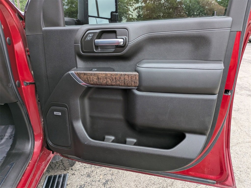 Used 2023 GMC Sierra 3500 Denali w/ Denali Ultimate Package image 30