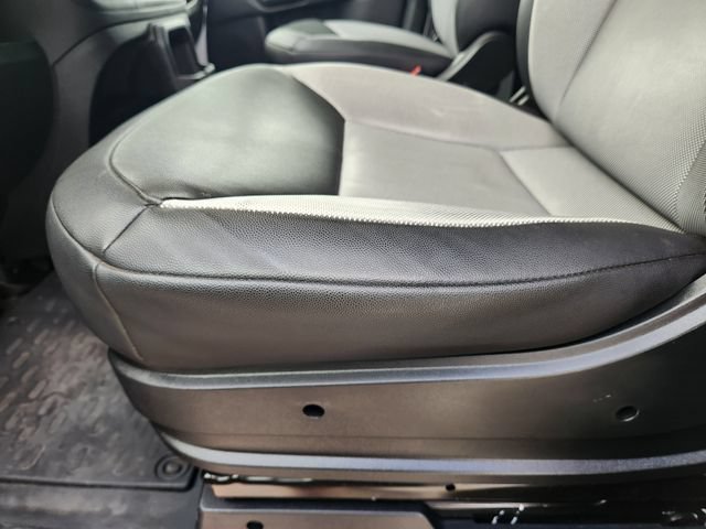Used 2025 RAM ProMaster 2500 w/ Convenience Group FWD image 25