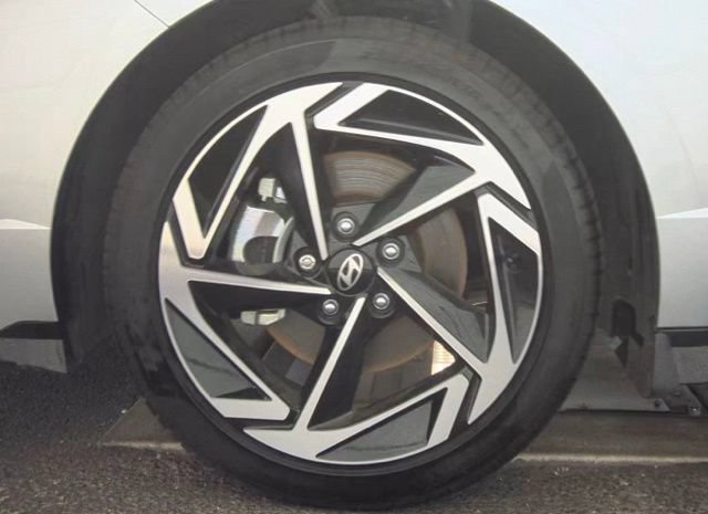 Certified 2026 Hyundai Sonata SEL FWD image 5
