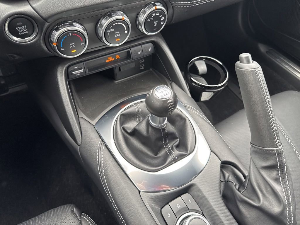 Used 2024 MAZDA MX-5 Miata RF Grand Touring w/ Weather Package RWD image 27