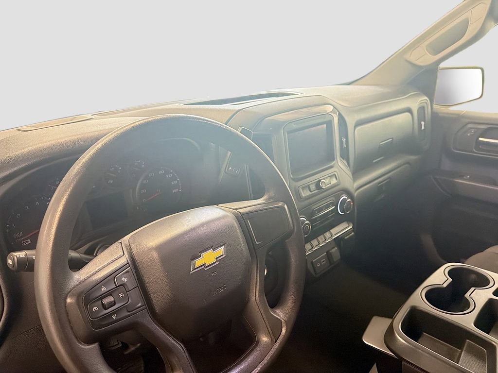 Used 2022 Chevrolet Silverado 1500 Custom w/ LPO, Dark Essentials Package AWD/4WD image 11