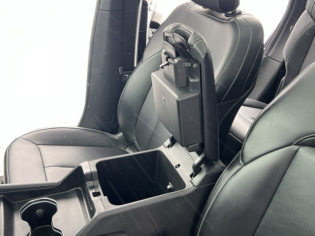 Used 2024 Jeep Grand Cherokee Limited w/ Black Appearance Package image 18