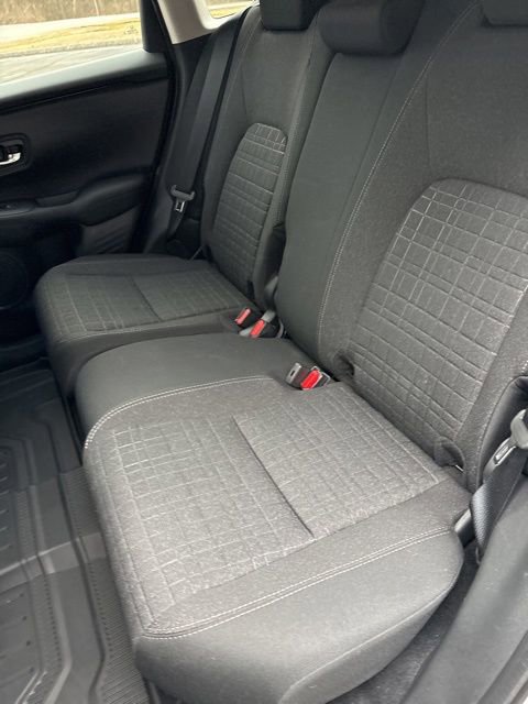 Used 2025 Honda HR-V LX image 32