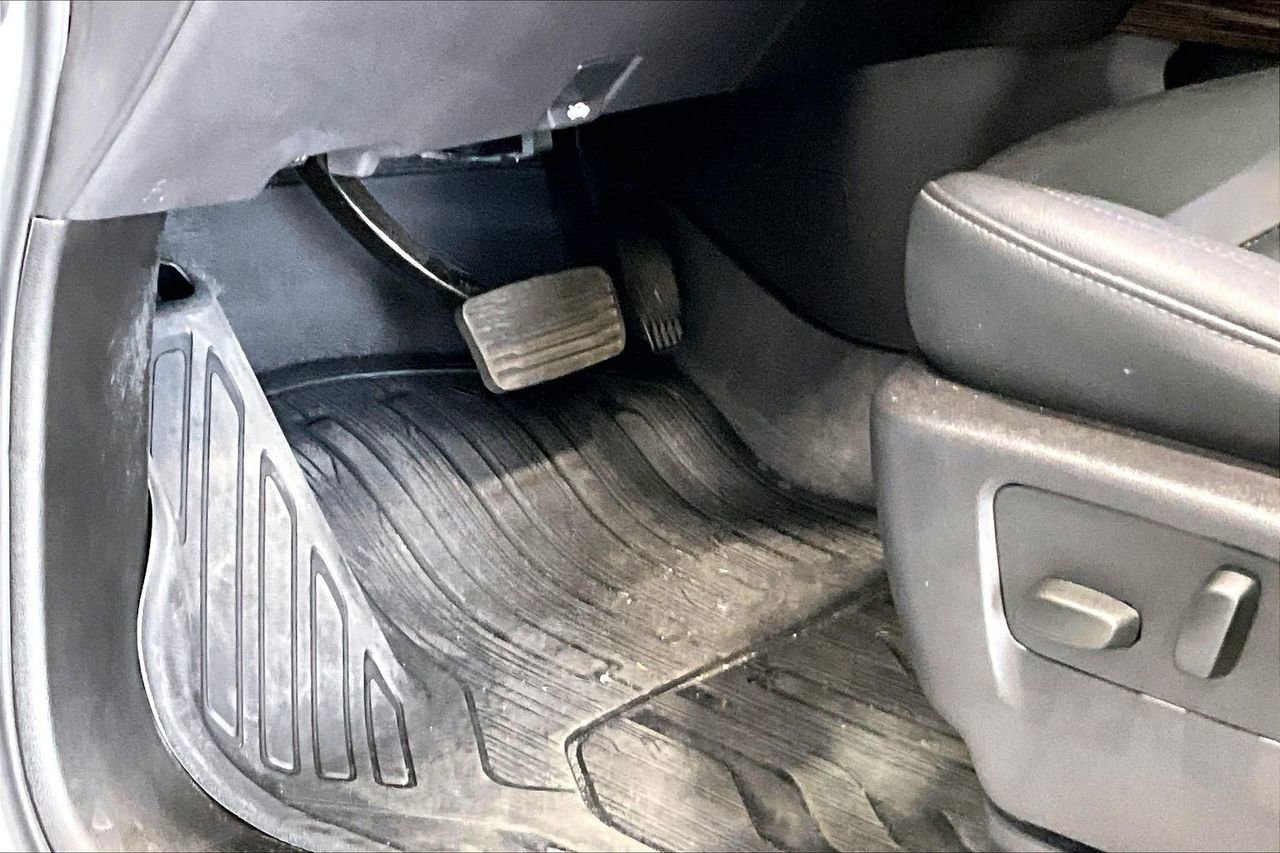 Used 2024 GMC Sierra 1500 Elevation w/ Elevation Premium Package image 22