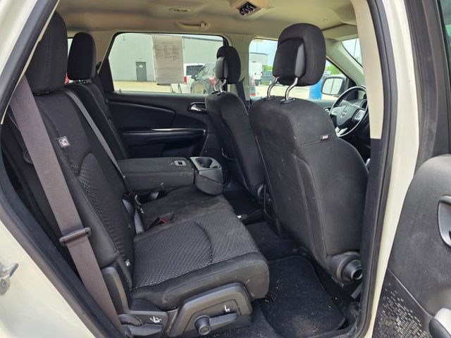 Used 2019 Dodge Journey SE w/ Connectivity Group FWD image 11