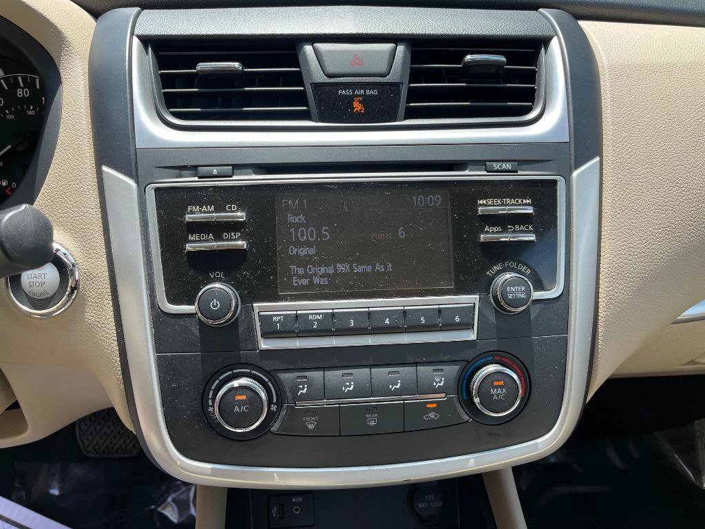 Used 2016 Nissan Altima 2.5 S w/ Power Driver Seat Package FWD image 22