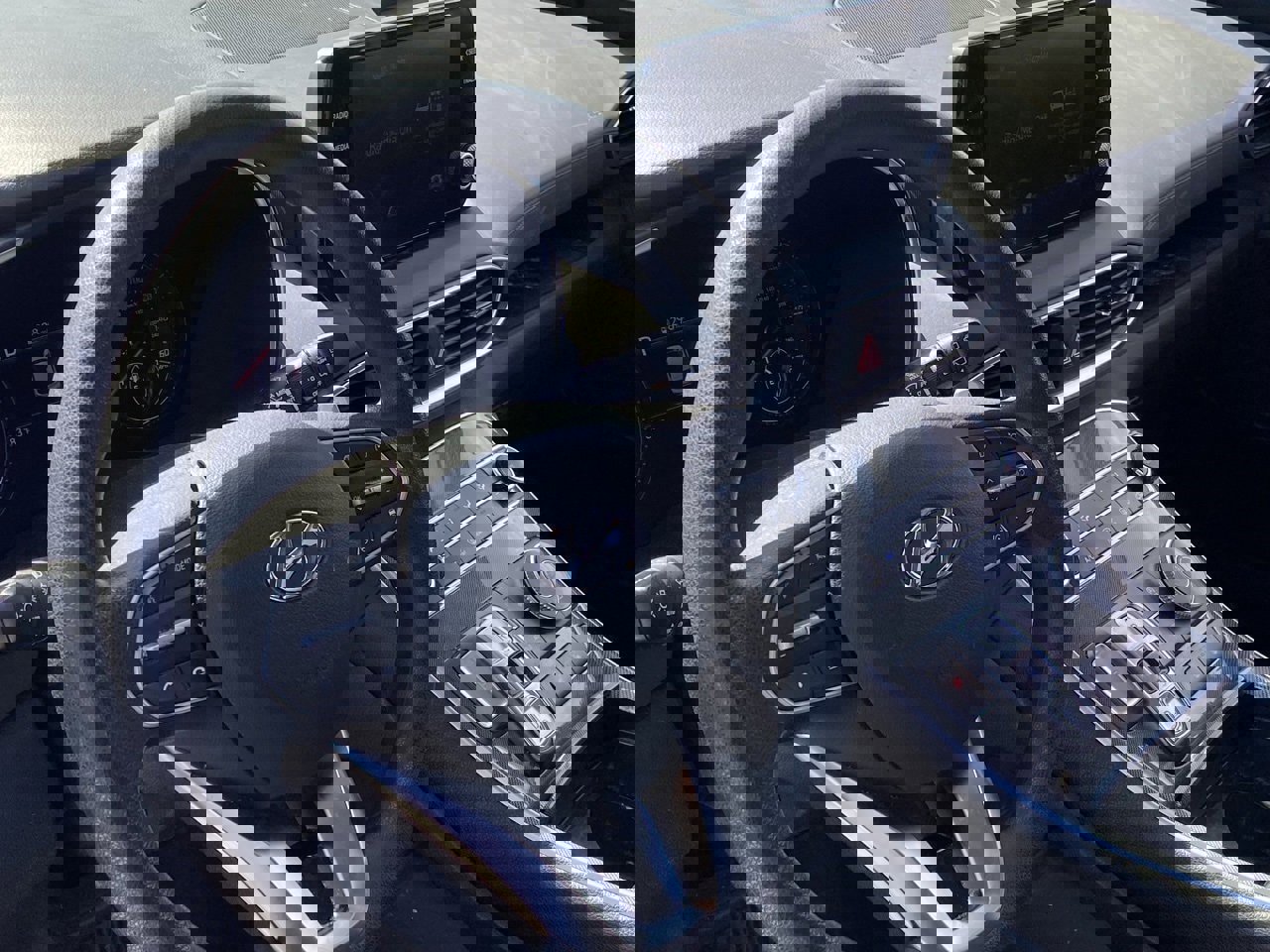 Used 2022 Hyundai Santa Fe SEL image 4