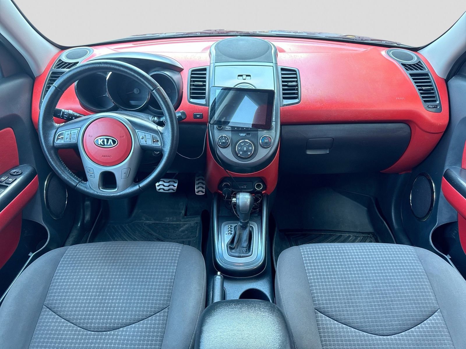 Used 2011 Kia Soul Sport FWD image 16