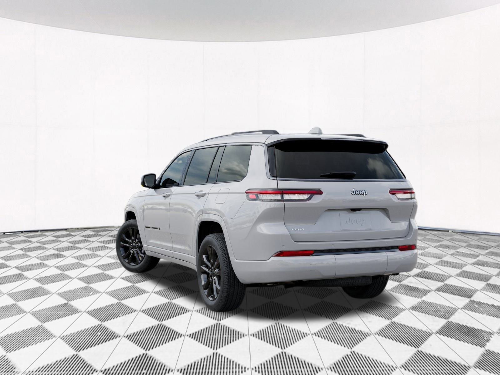 New 2026 Jeep Grand Cherokee L Limited AWD/4WD image 4