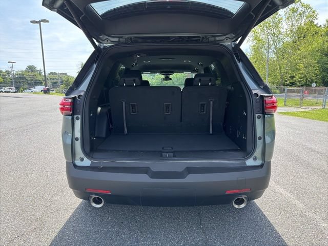 Used 2023 Chevrolet Traverse LT w/ LPO, Floor Liner Package AWD/4WD image 8
