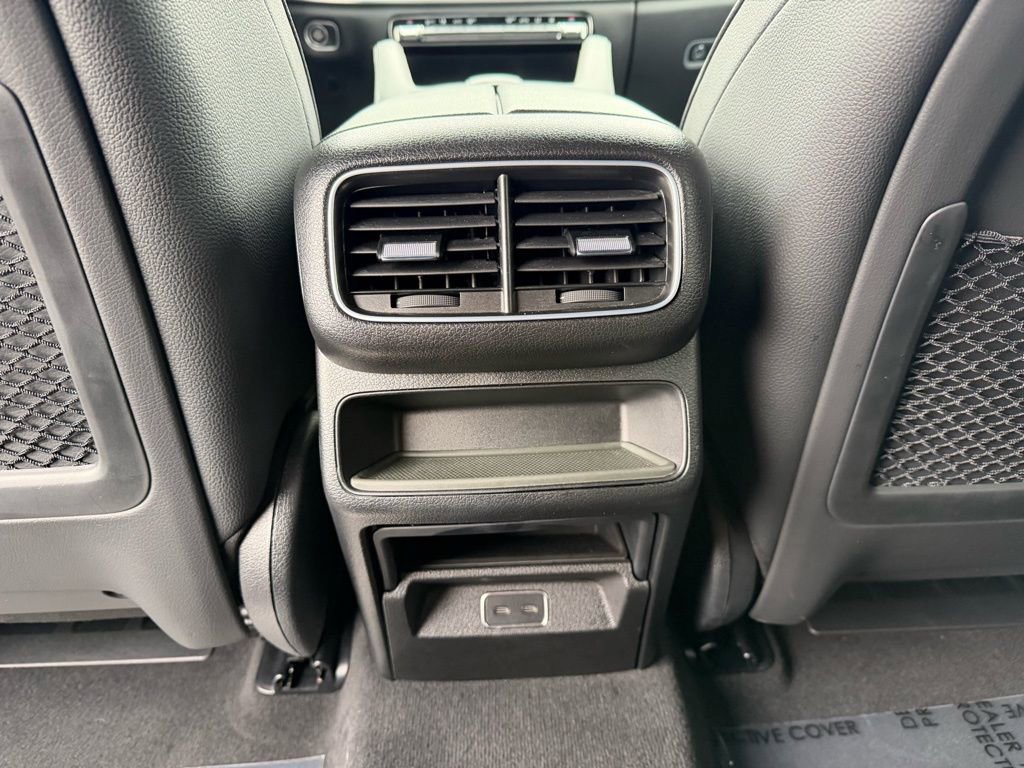 Used 2024 Mercedes-Benz GLE 450e 4MATIC image 15