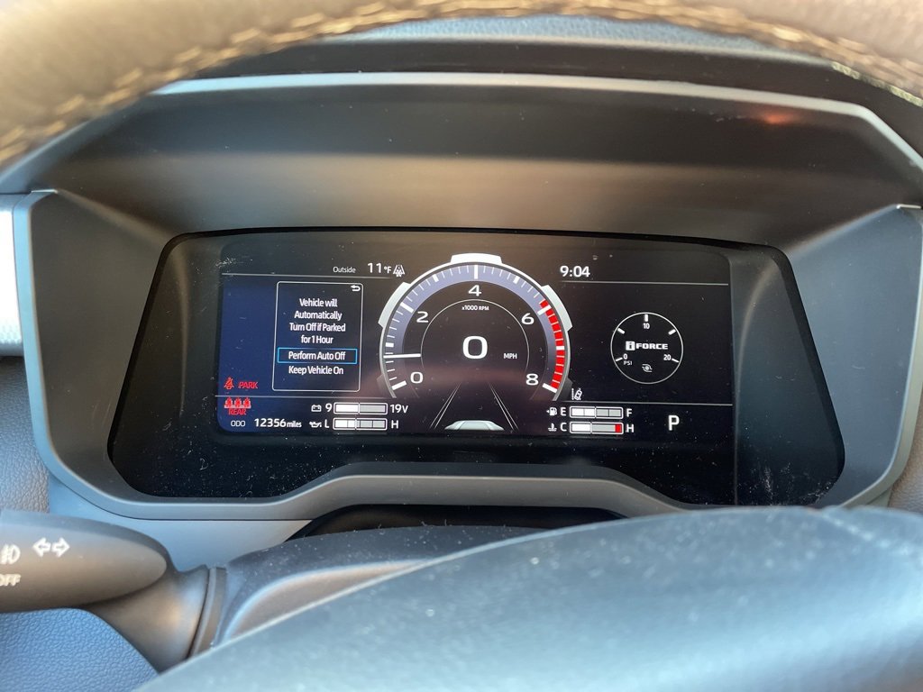 Used 2025 Toyota Tundra Limited image 25