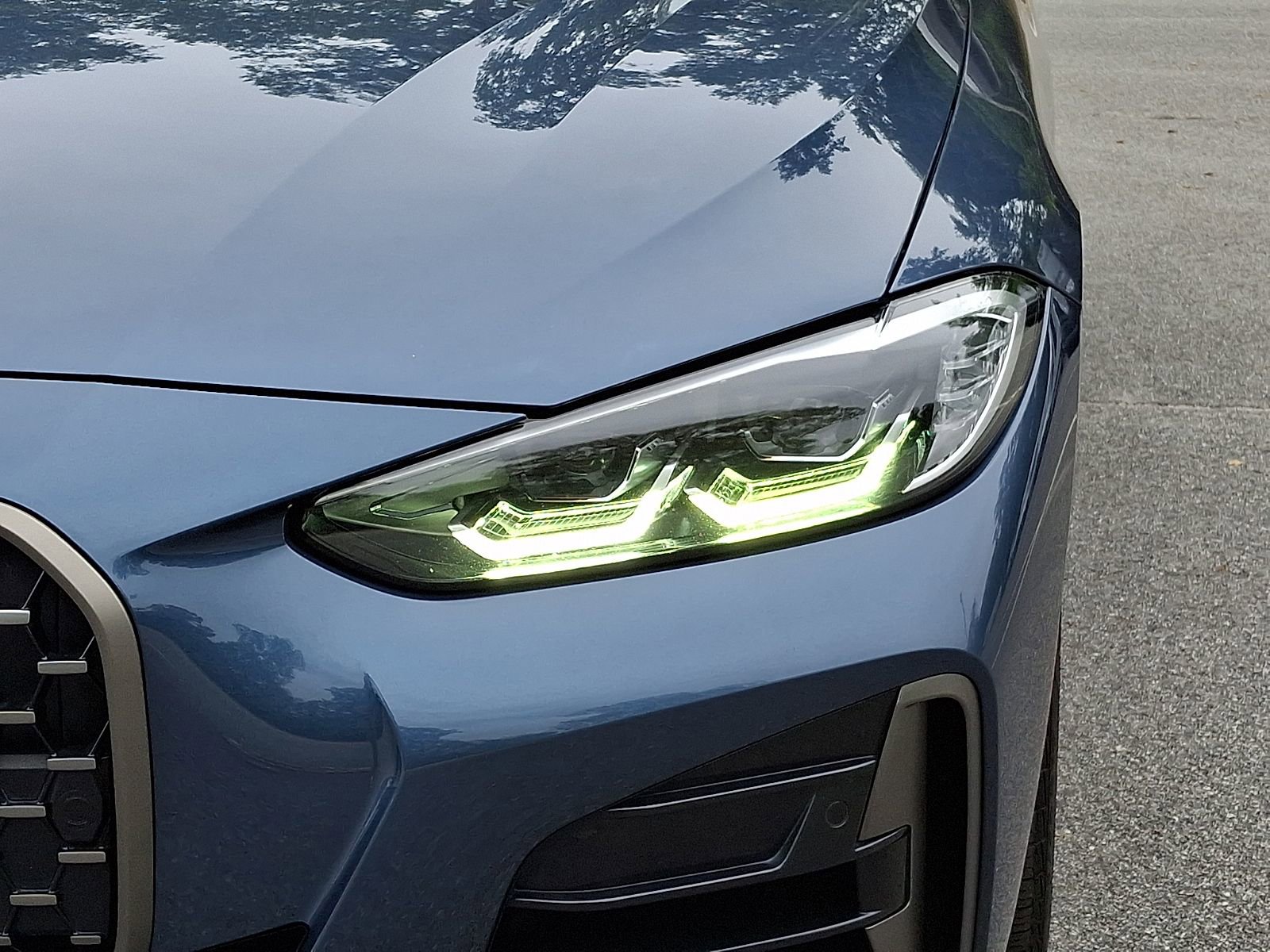 Used 2022 BMW M440i Coupe w/ Premium Package RWD image 9