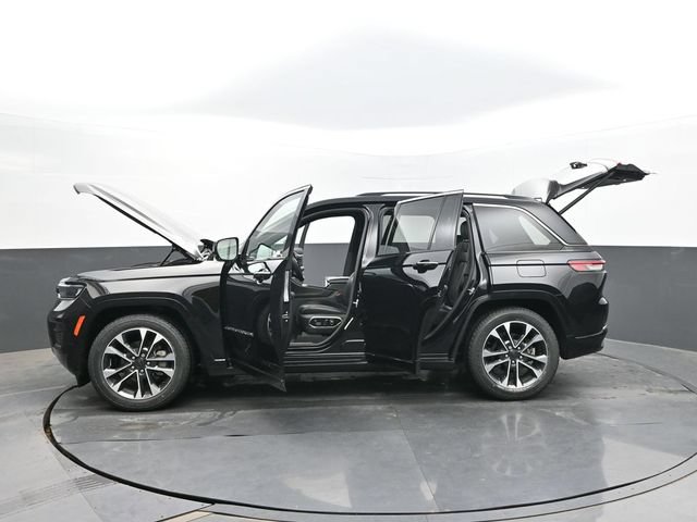 Used 2023 Jeep Grand Cherokee Overland w/ Adv Protech Group III AWD/4WD image 63