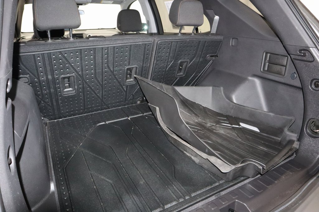 Used 2024 Chevrolet Equinox LT w/ LPO, Floor Liner Package image 17