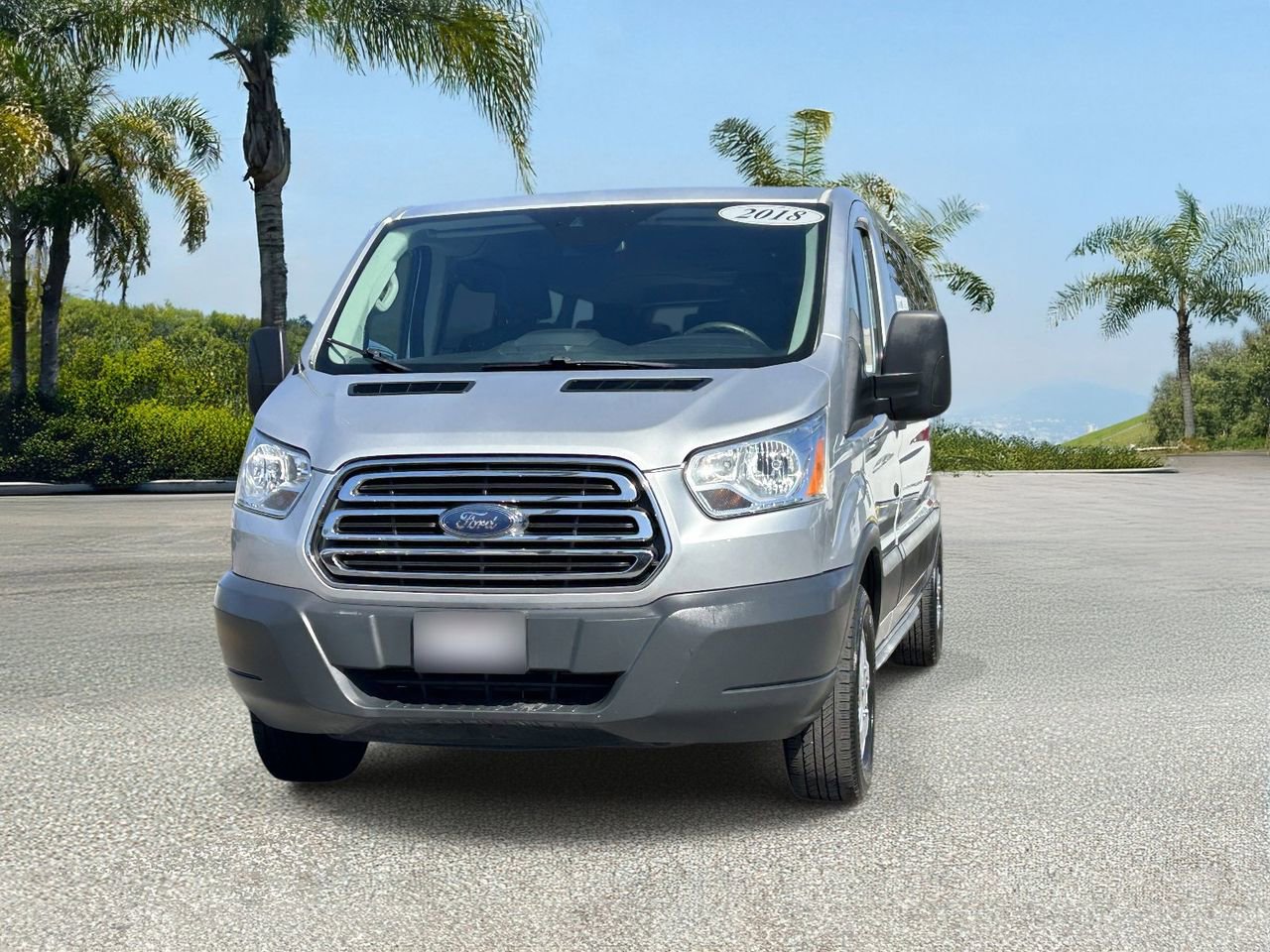 Used 2018 Ford Transit 350 XLT image 7